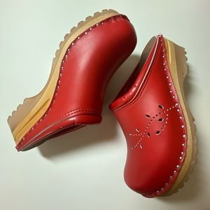 Red Tronentorp Swedish leather wooden clogs